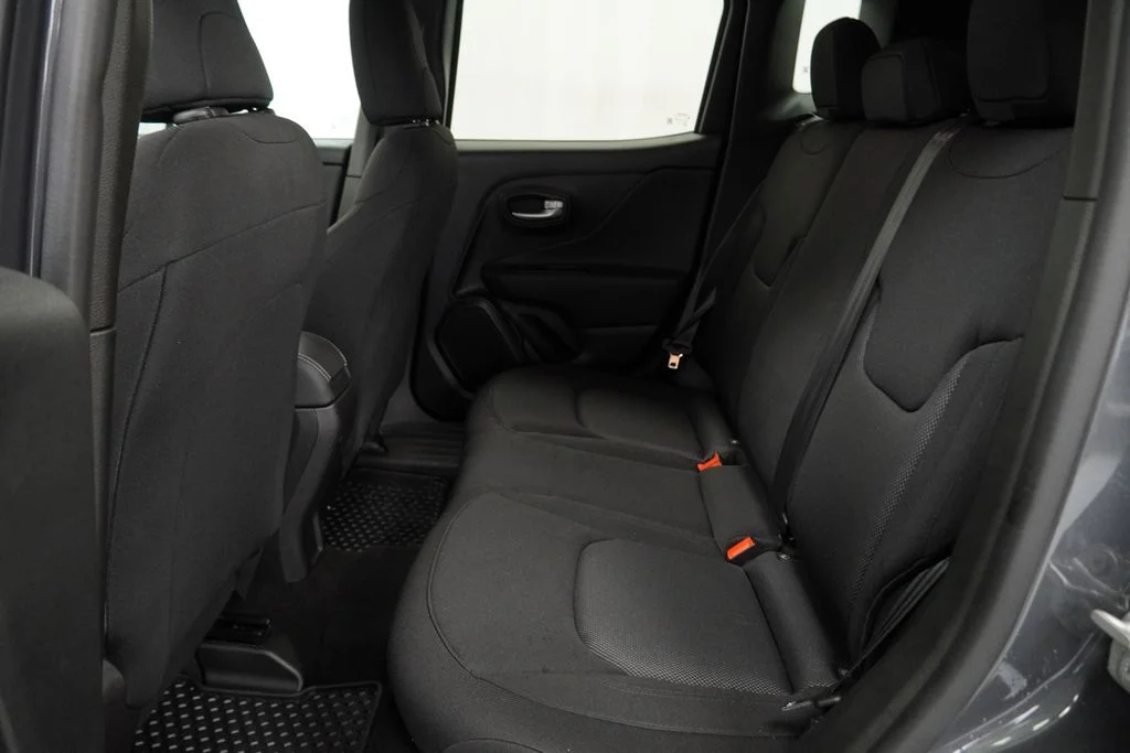 Used 2023 Gray Jeep Latitude image 20