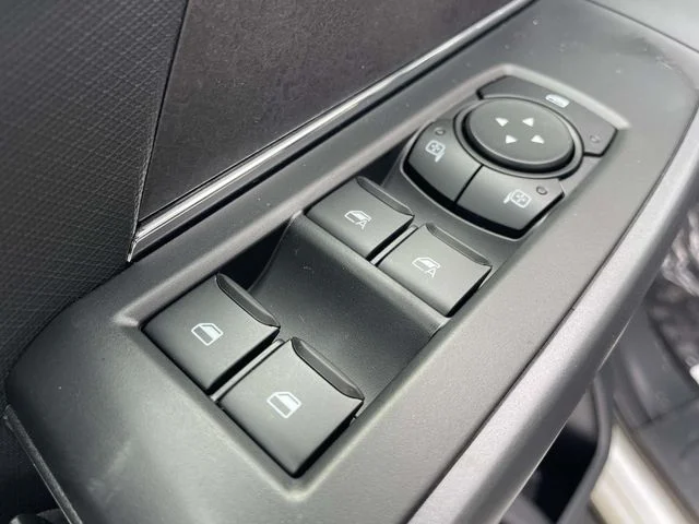 New 2026 Avalanche Ford XLT image 18
