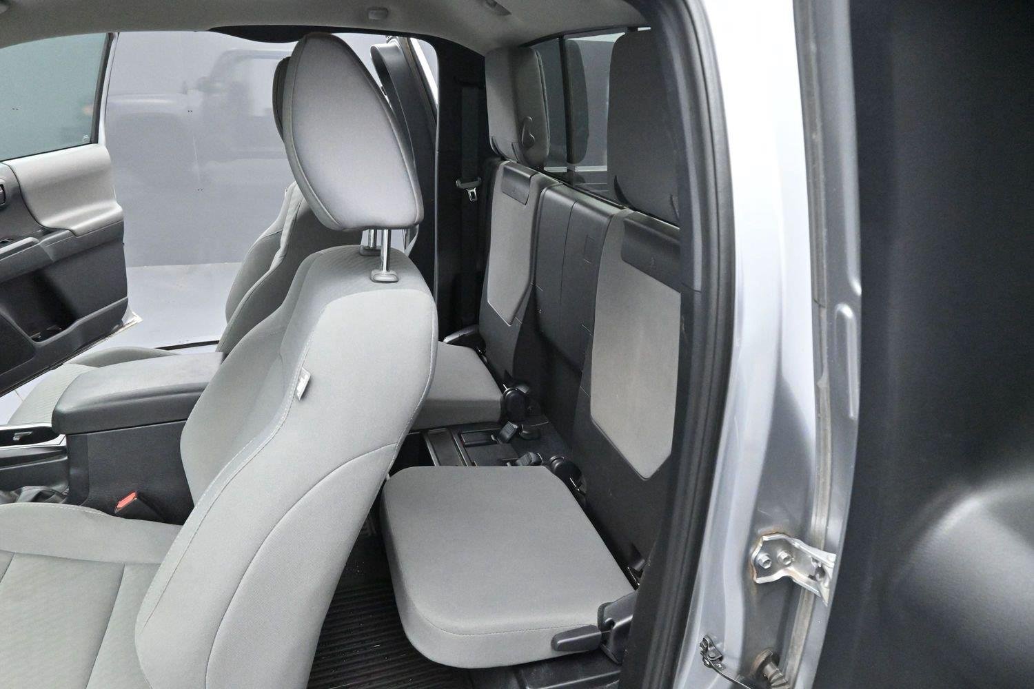 Used 2021 Silver Sky Metallic Toyota SR image 28