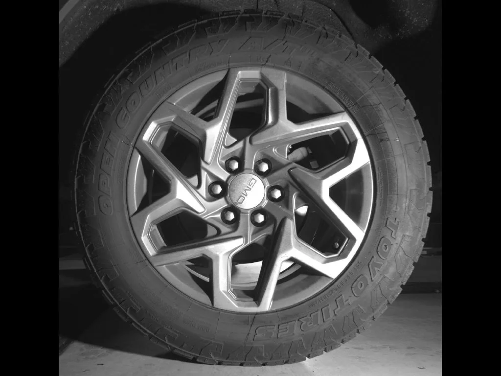 Certified Used 2022 White GMC SLT image 16