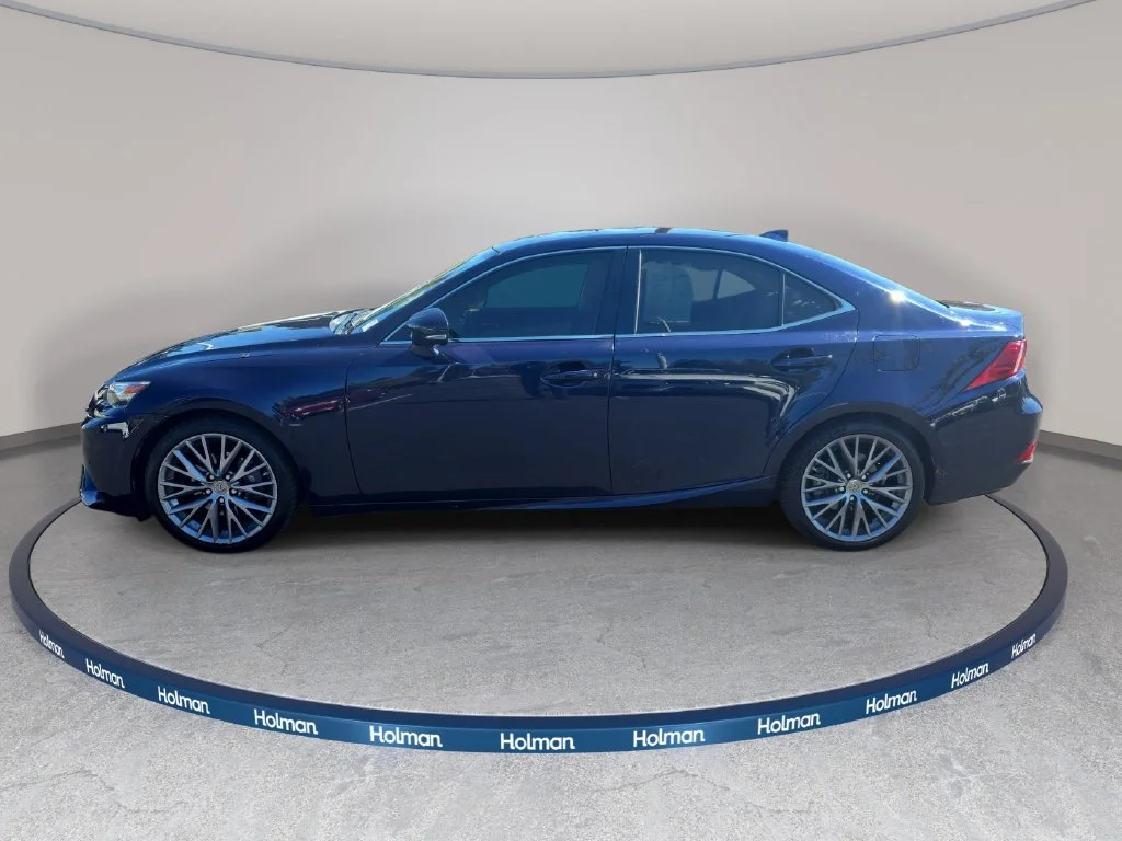 Used 2014  Lexus 250 image 9