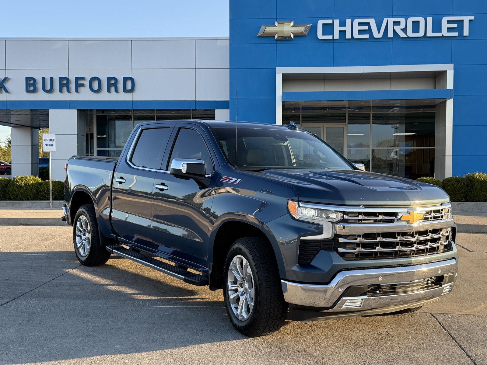 Used 2024 Lakeshore Blue Metallic Chevrolet LTZ image 15