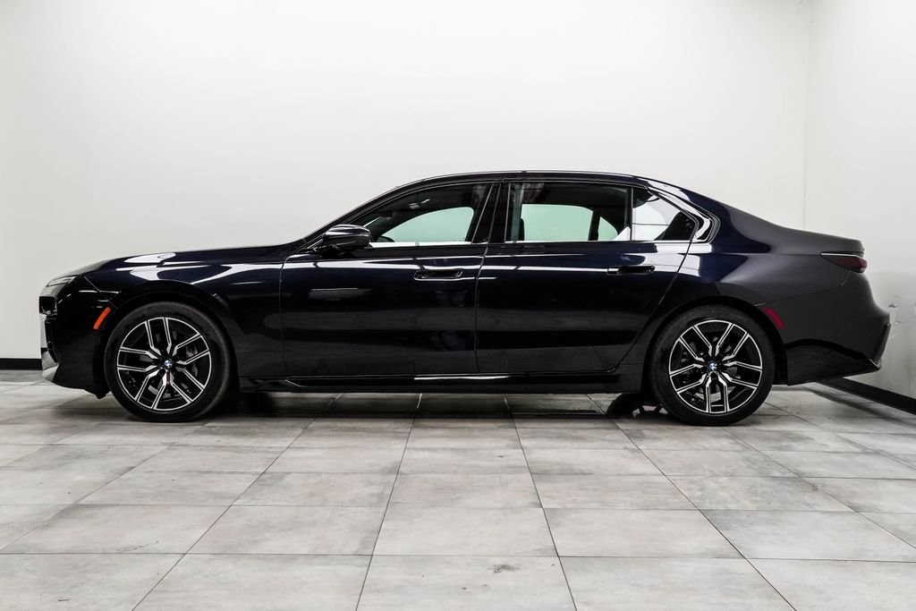 Used 2025 Black BMW 740i xDrive image 8