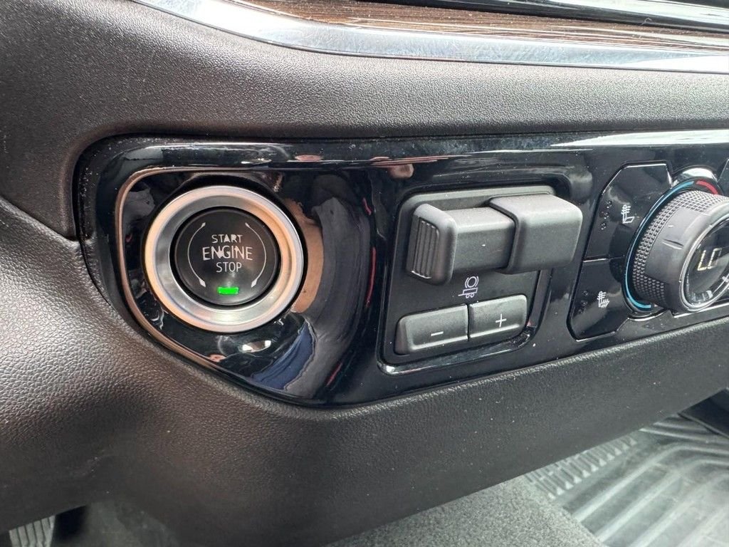 Used 2025 Black Chevrolet LT image 23
