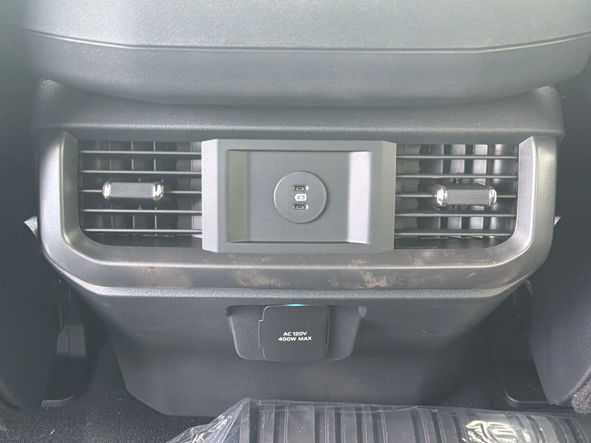 New 2026 Agate Black Metallic Ford Lariat® image 29