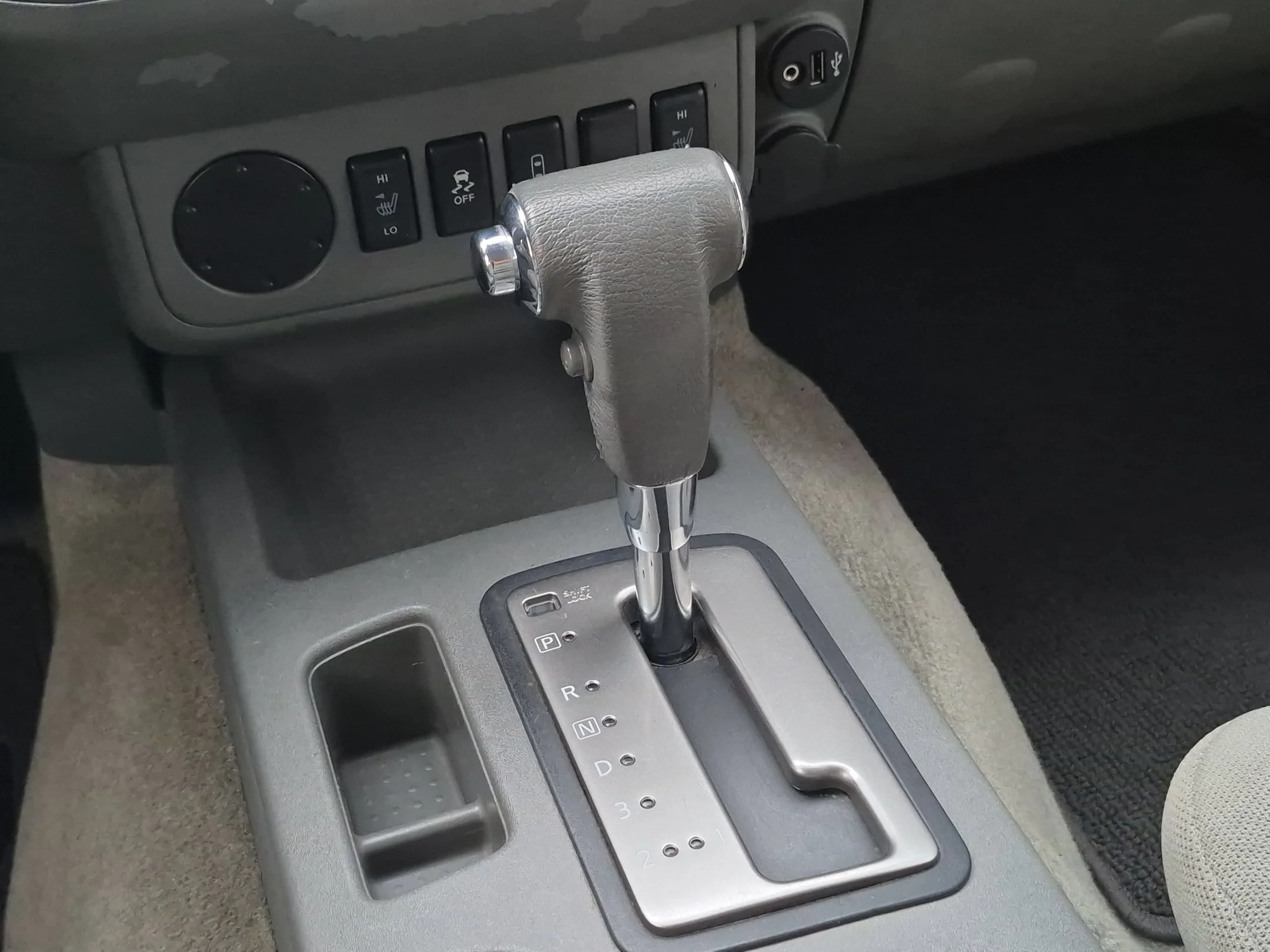 Used 2018 Gray Nissan SV image 20