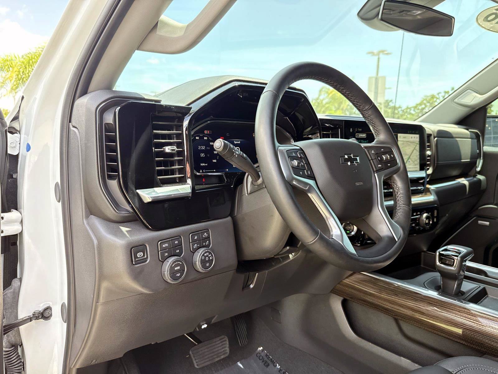 Used 2026 Summit White Chevrolet LT Trail Boss image 20