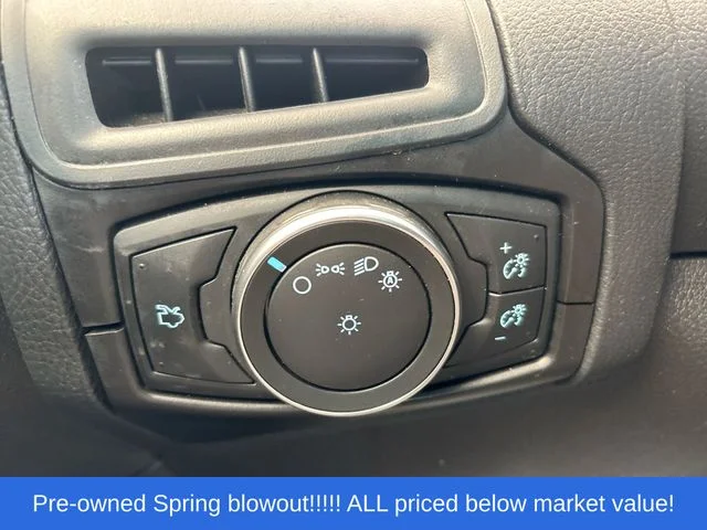 Used 2018 White Ford SE image 30