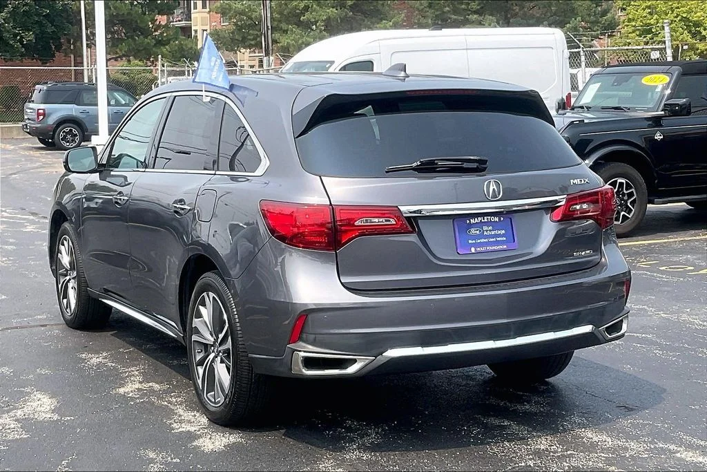 Used 2019 Gray Acura 3.5L Technology Package image 10