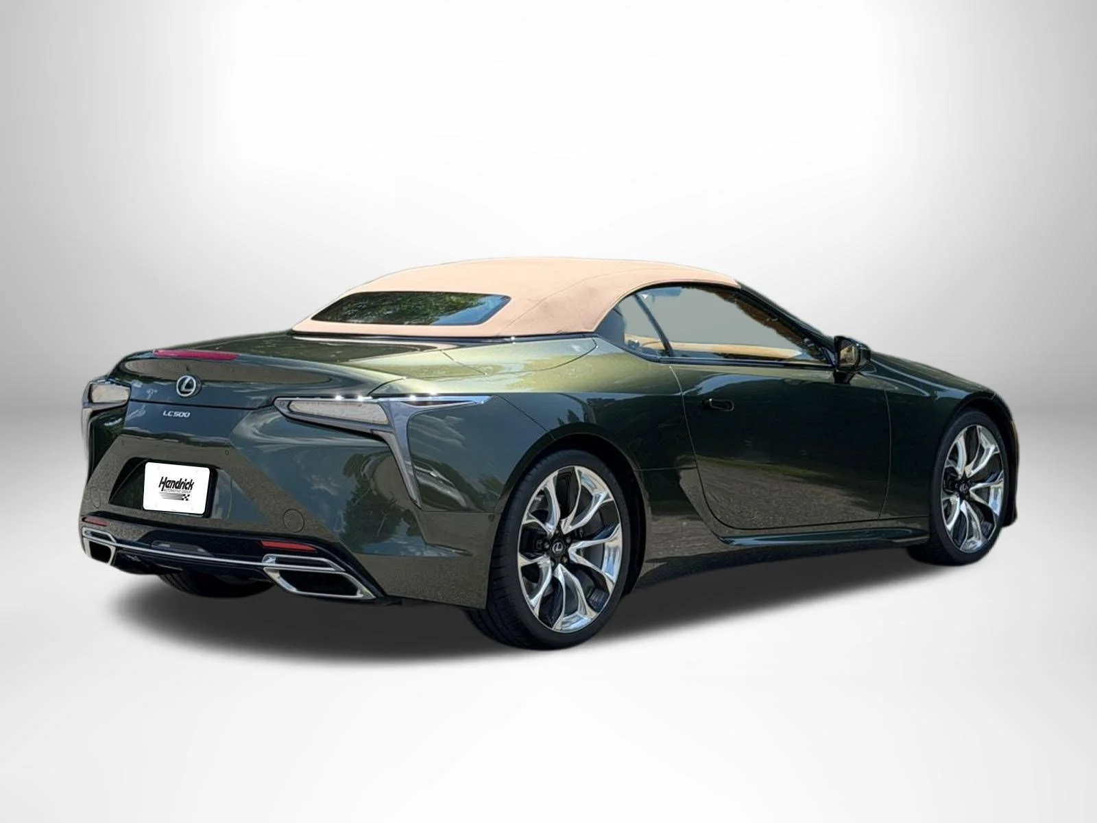 Used 2021 Nori Green Pearl Lexus 500 image 8