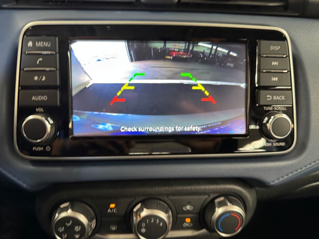 Used 2025 Gun Metallic Nissan 1.6 SV image 21