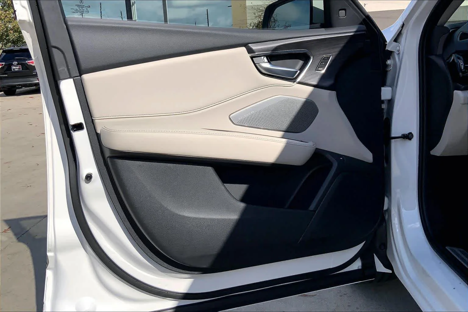 New 2026 Platinum White Pearl Acura w/Advance Package image 16