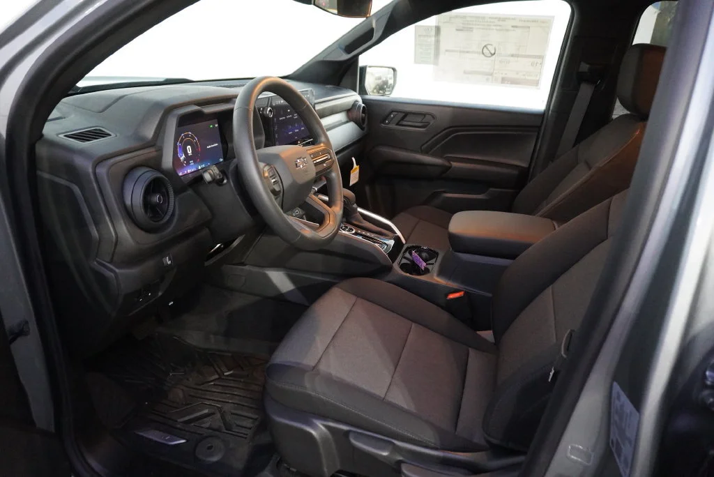 New 2026 Sterling Gray Metallic Chevrolet Trail Boss image 9