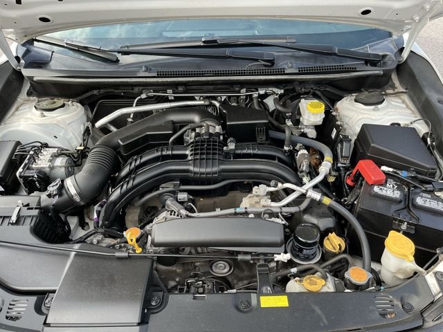Used 2023 White Subaru Base image 19