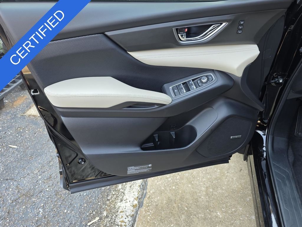 Used 2025 Black Subaru Limited image 40
