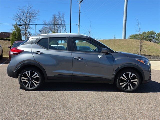 Used 2020 Nissan Kicks SV with VIN 3N1CP5CV8LL518817 for sale in Southaven, MS