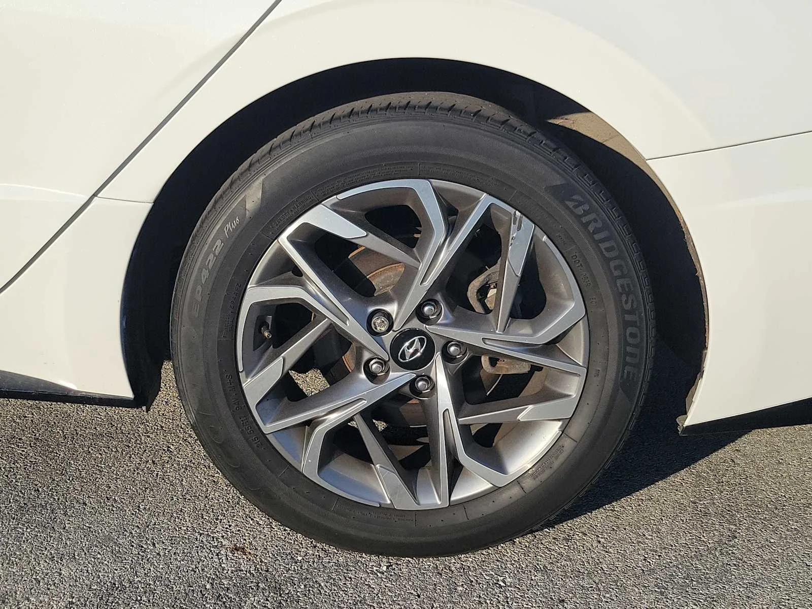 Used 2020 White Hyundai SEL image 8