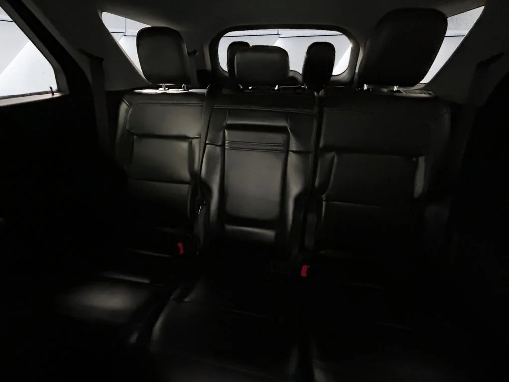Used 2023 Silver Ford XLT image 18