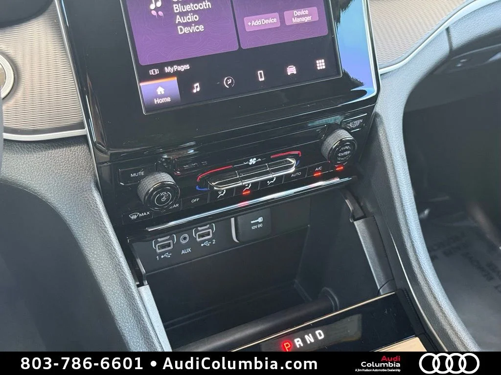 Used 2025 Black Jeep Laredo image 33