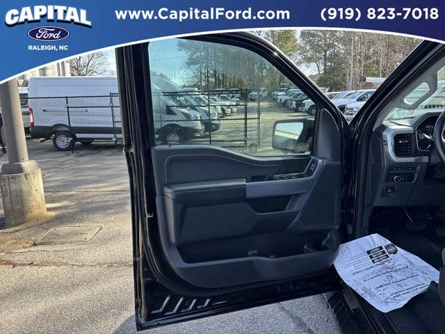 Used 2023  Ford XLT image 19