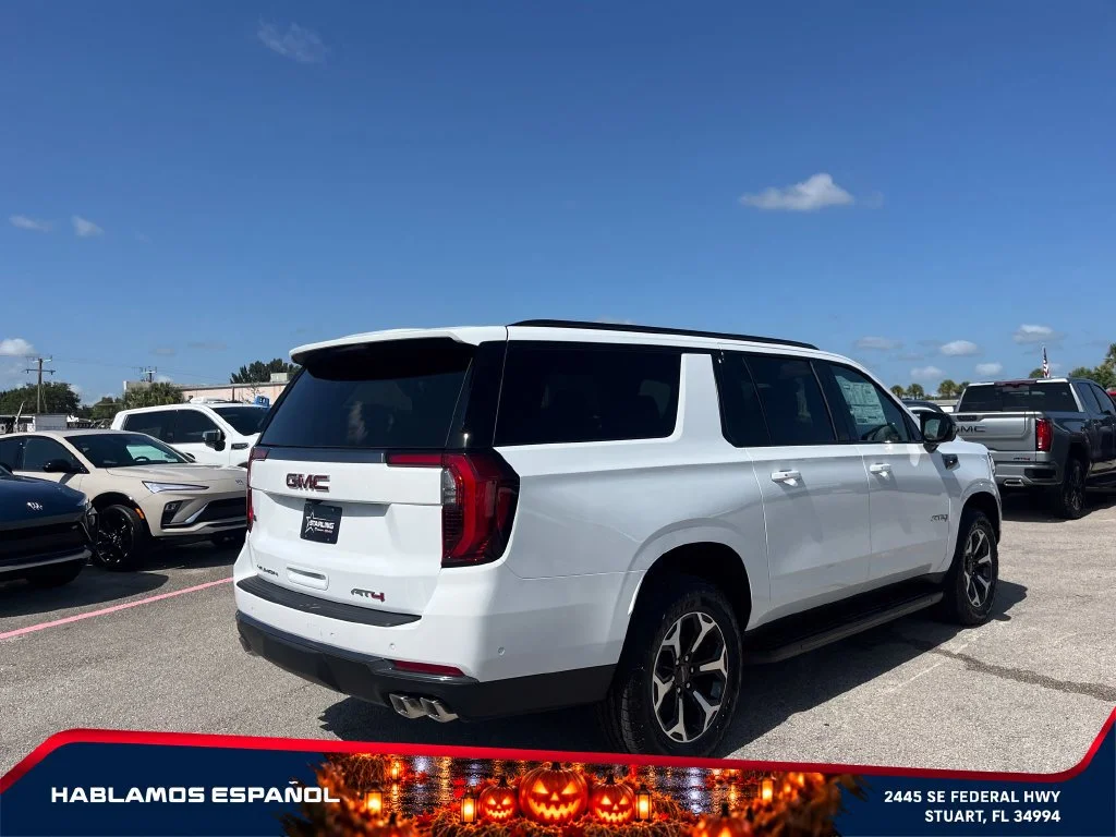 New 2026 Summit White GMC AT4 image 7