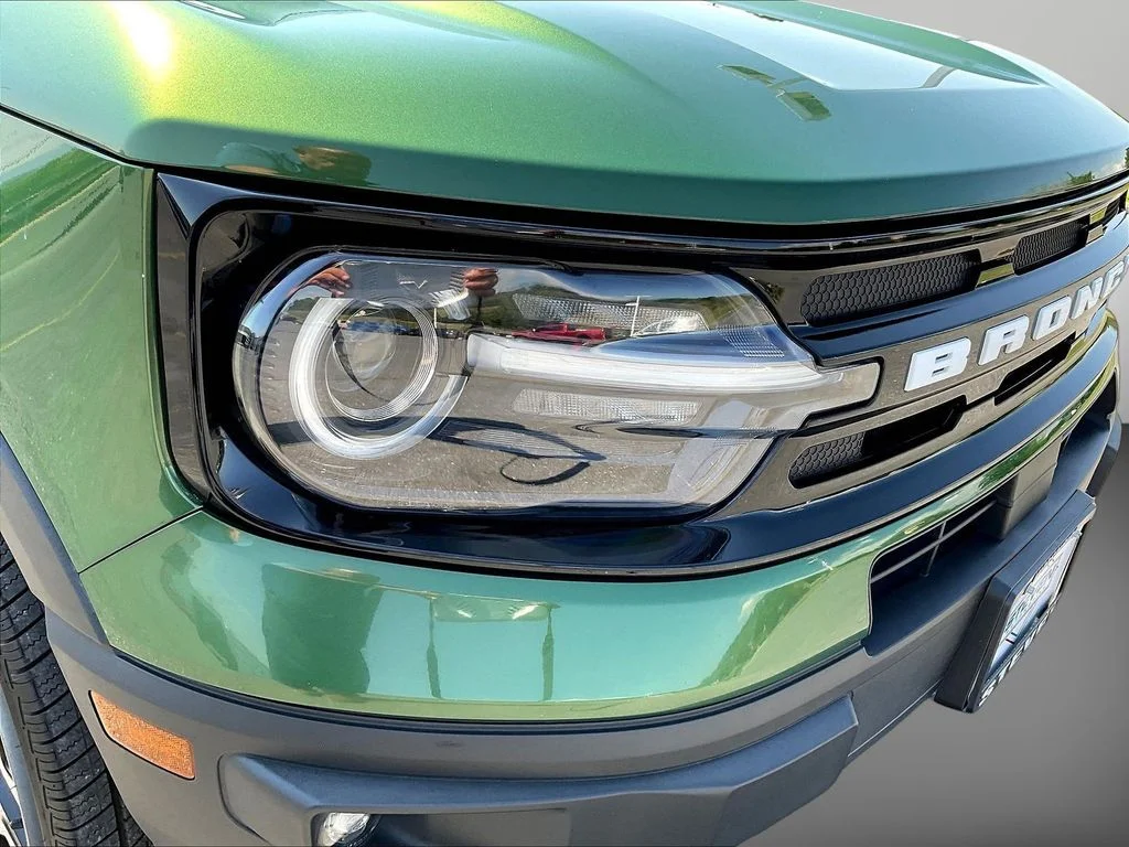Certified Used 2024 Eruption Green Metallic Ford Outer Banks image 38