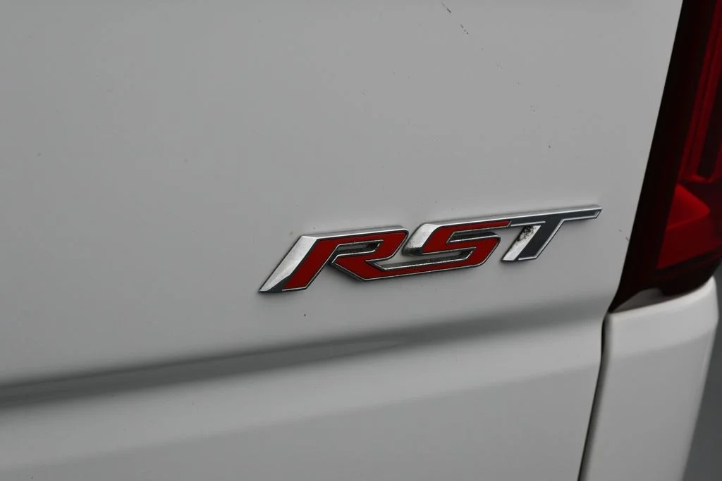 Used 2023 Summit White Chevrolet RST image 34