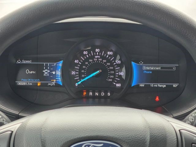Used 2022 Black Metallic Ford SE image 25