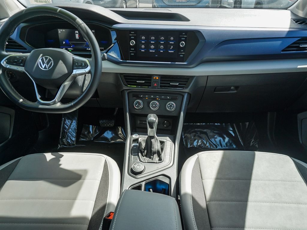 Used 2022  Volkswagen 1.5T SE image 16