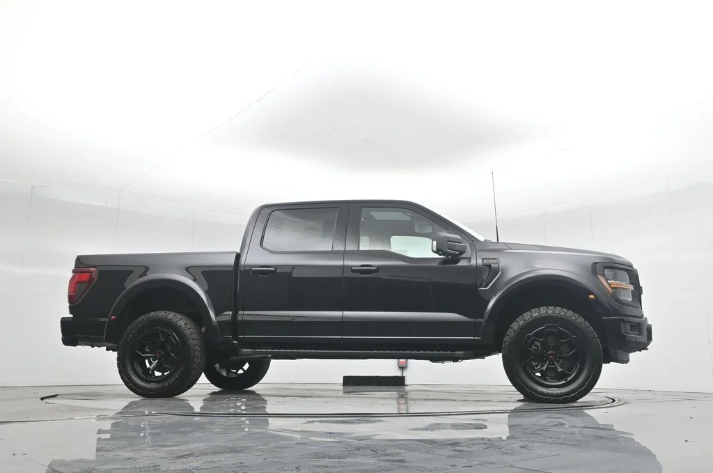 New 2025 Black Ford XLT image 54