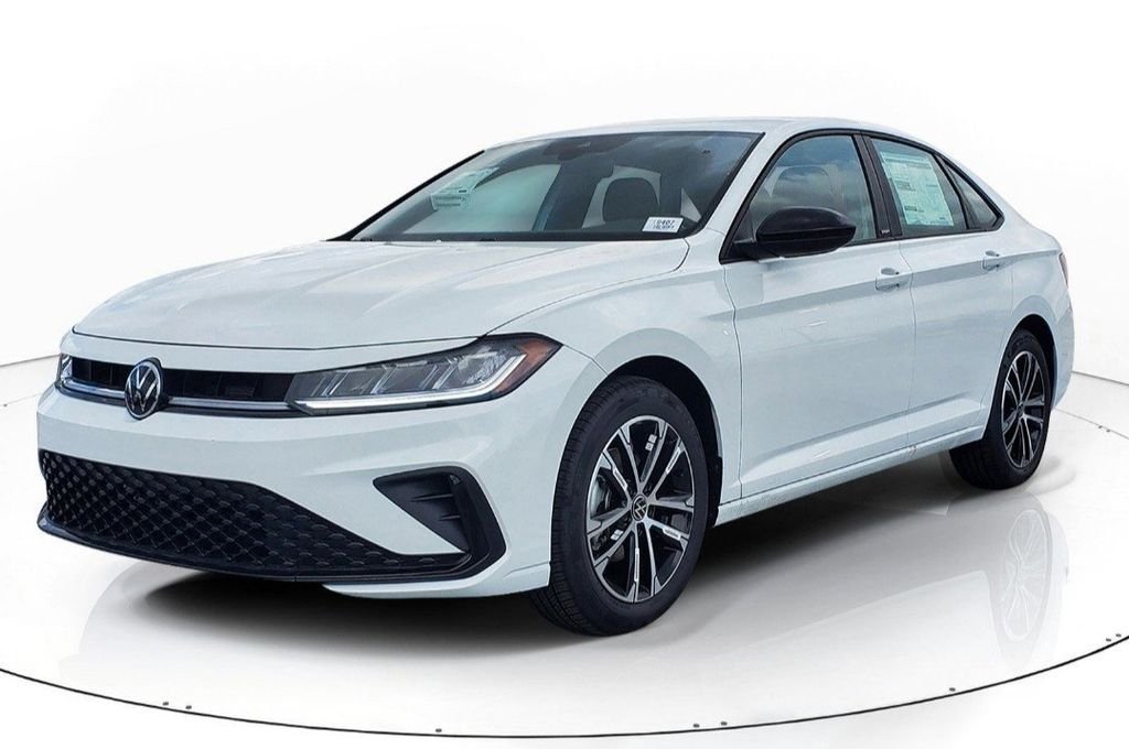 New 2026 White Volkswagen 1.5T Sport image 2