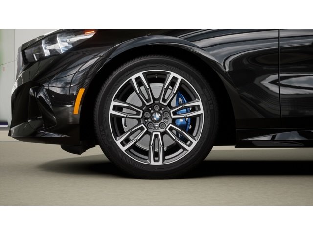 New 2027 Black Sapphire Metallic BMW 530i xDrive image 7