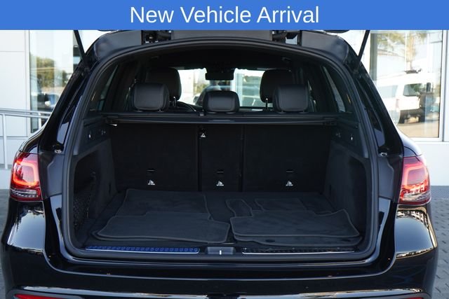 Used 2021  Mercedes-Benz GLC 300 image 7