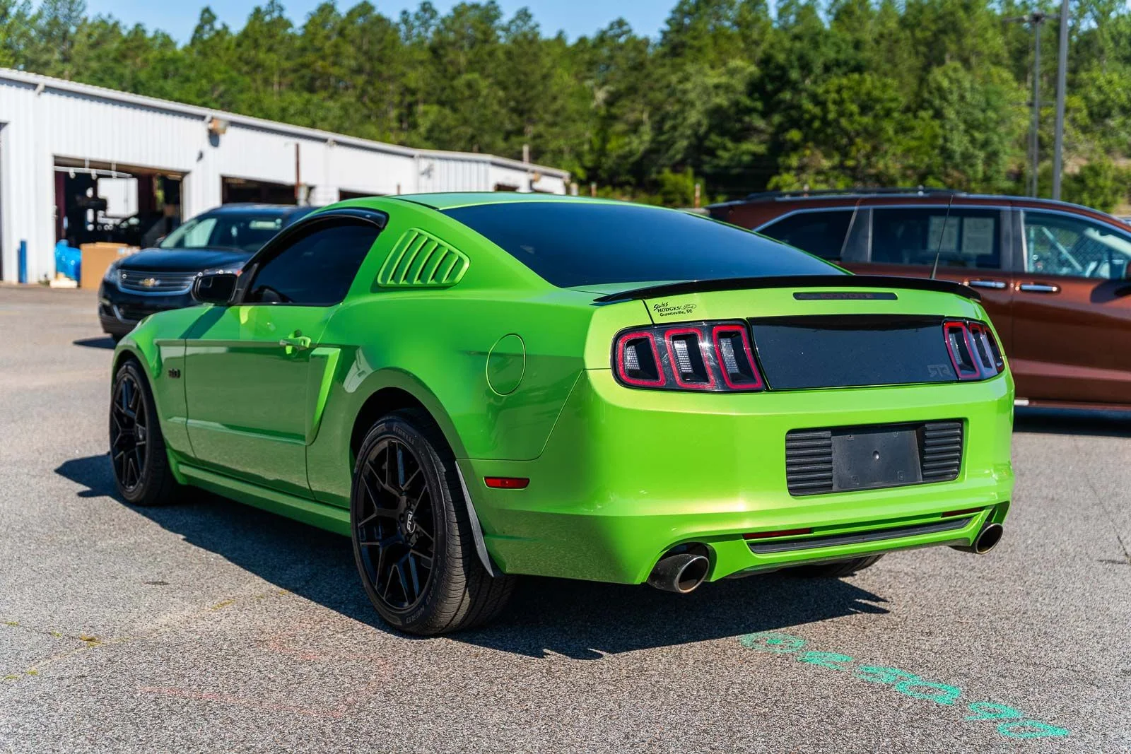 Used 2014 Green Ford GT image 5
