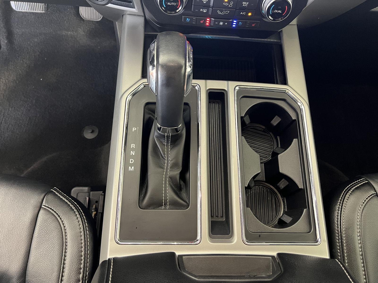 Used 2020 Agate Black Ford LARIAT image 25