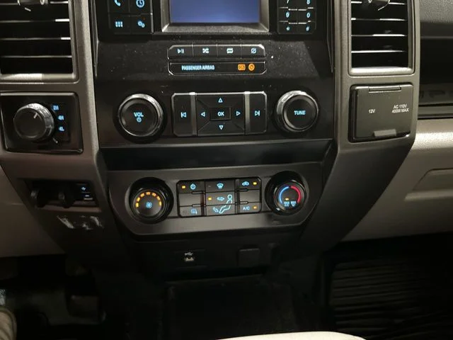 Certified Used 2022 Oxford White Ford XL image 14