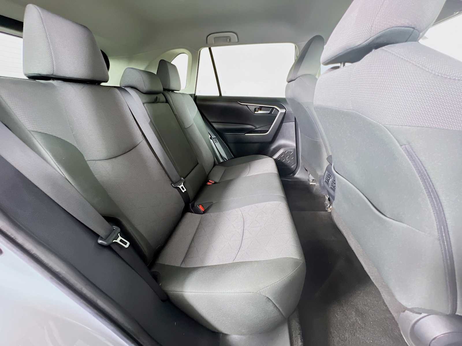 Used 2025 Silver Sky Metallic Toyota XLE image 26