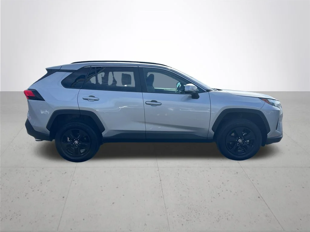 Used 2025 Silver Toyota XLE image 6