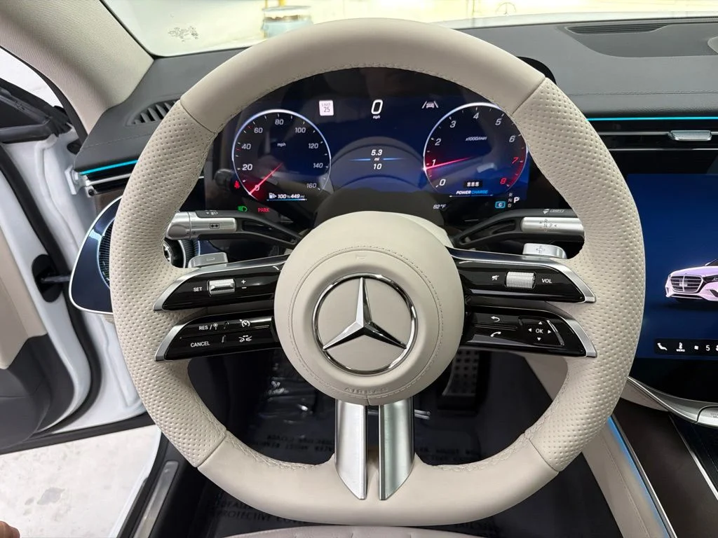 New 2027 White Mercedes-Benz S 580 image 18