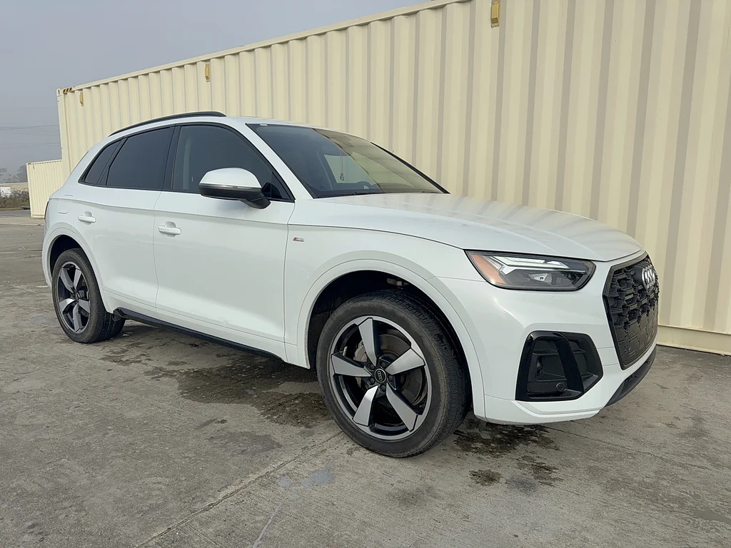 2023 Audi Q5 Premium Plus