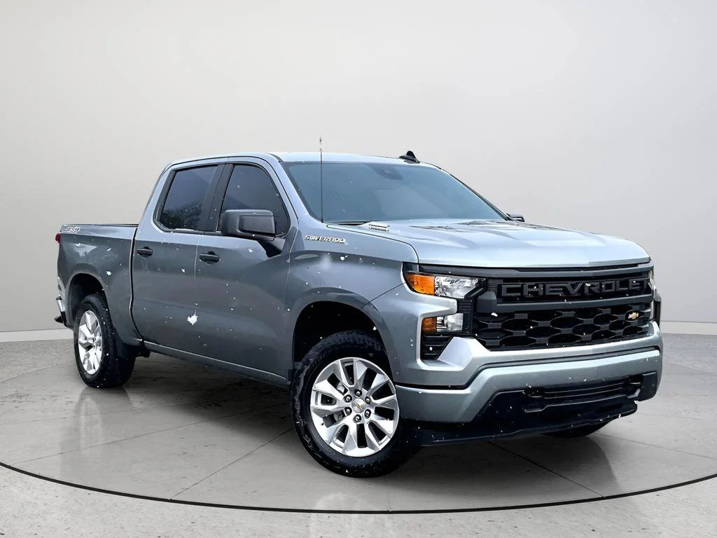 New 2026 Chevrolet Silverado 1500 Custom 4D Crew Cab