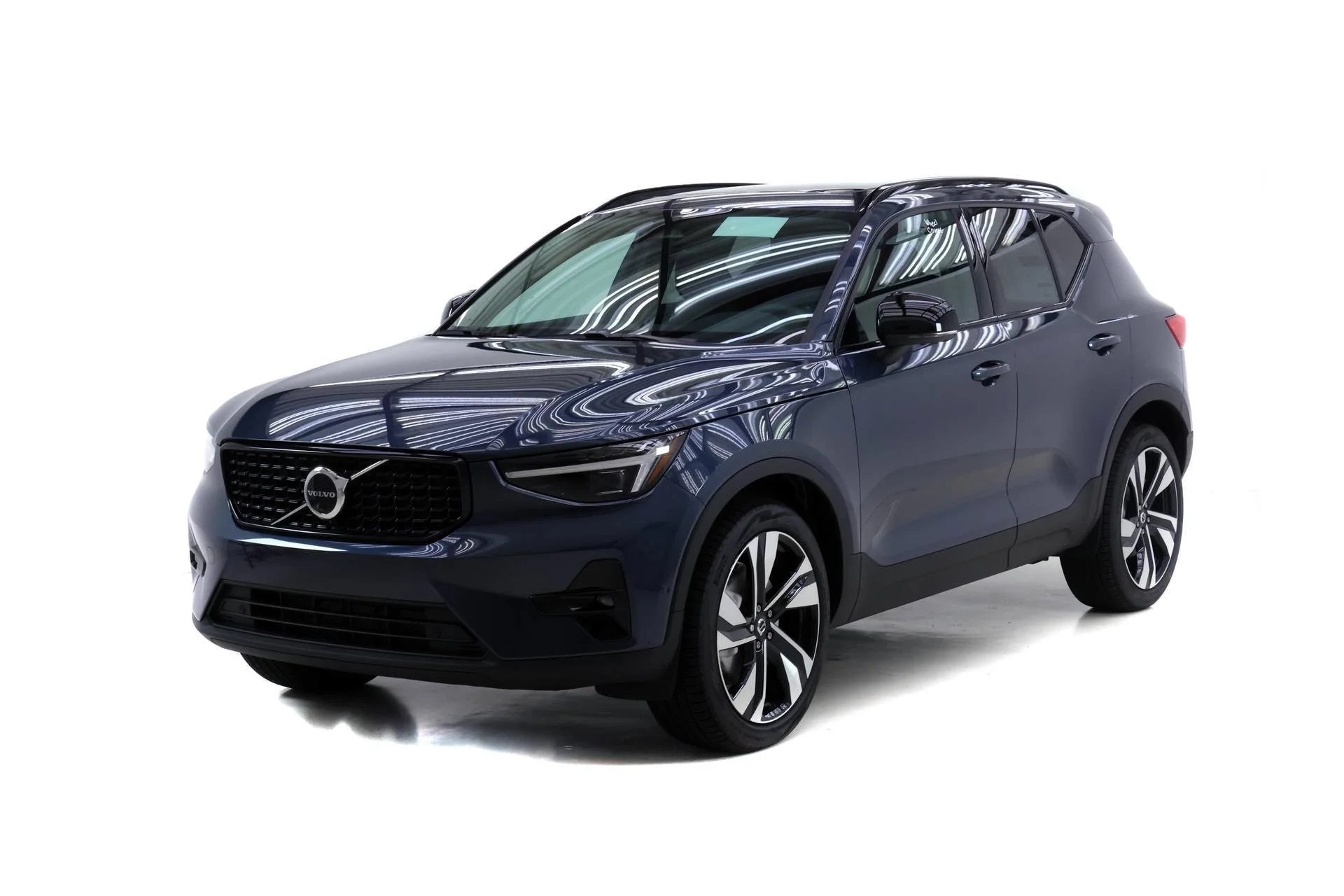 2026 Volvo XC40