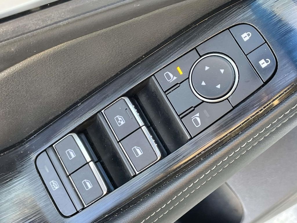 2024 Nissan Rogue SL - Photo 16