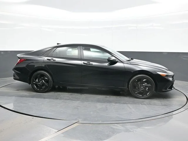 New 2026 Black Hyundai SEL Sport image 8