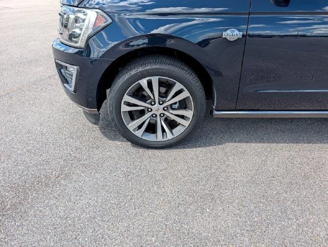 Used 2021 Blue Ford King Ranch image 29