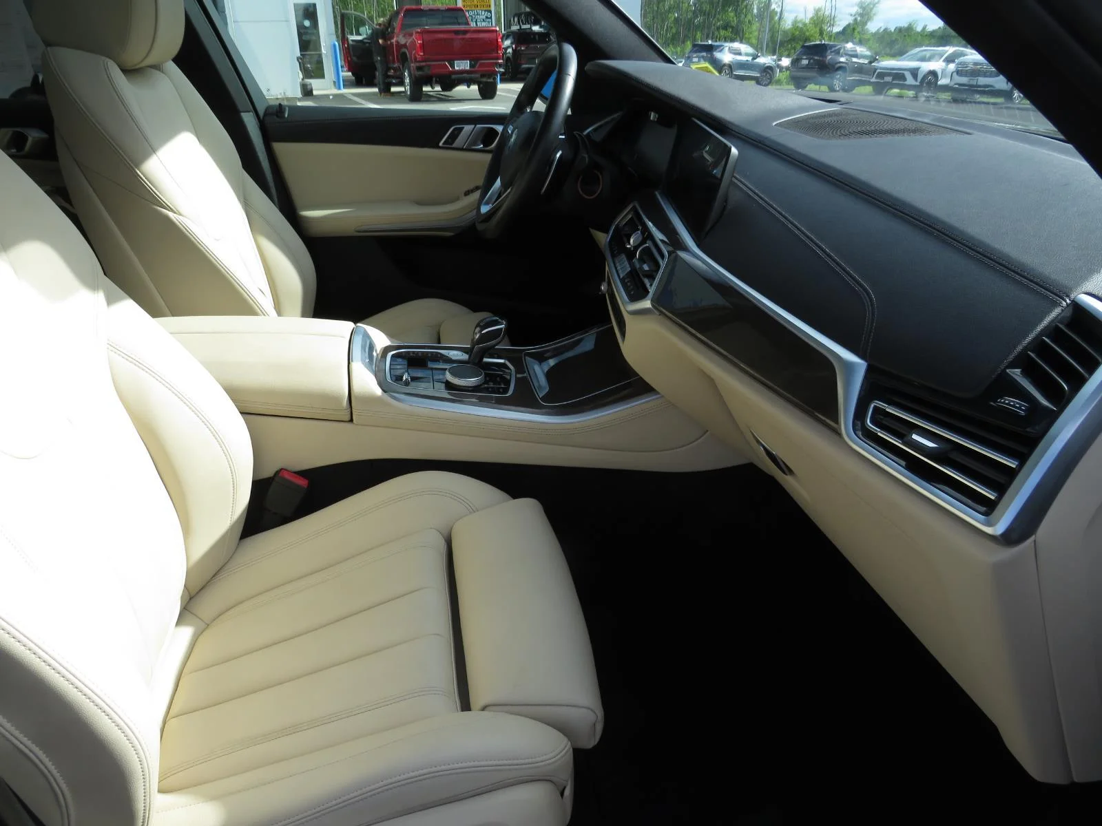Used 2022 Sparkling Brown M BMW xDrive45e image 20