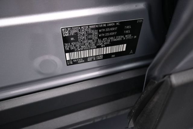 Used 2025 Silver Toyota XLE image 19