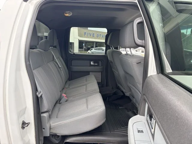 Used 2013 White Ford XLT image 24