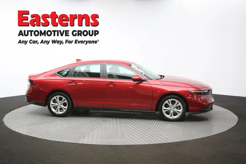 Used 2023 Red Honda LX image 42