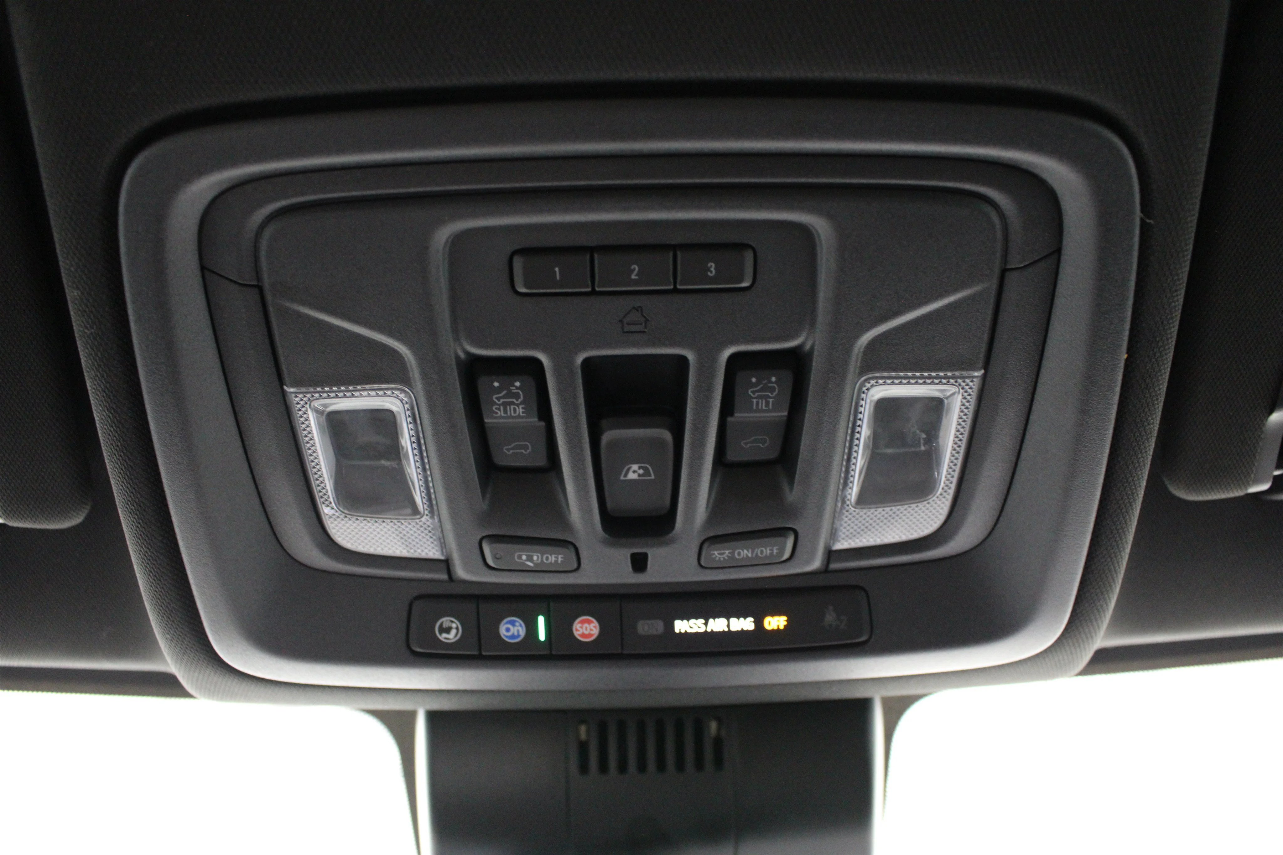 2024 Chevrolet Silverado 1500 ZR2 - Photo 18